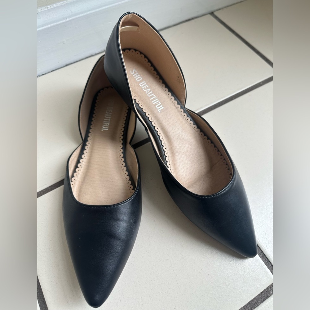 Black Faux Leather Flats- Size 7 - Picture 2 of 6